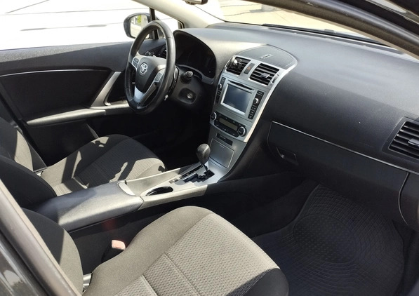 Toyota Avensis cena 43900 przebieg: 182650, rok produkcji 2014 z Legionowo małe 191